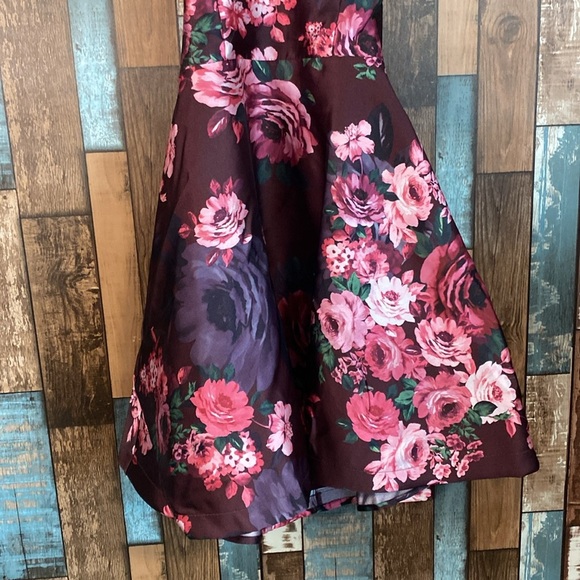 👗My Michelle 11 floral halter full skirt dress - Picture 4 of 16